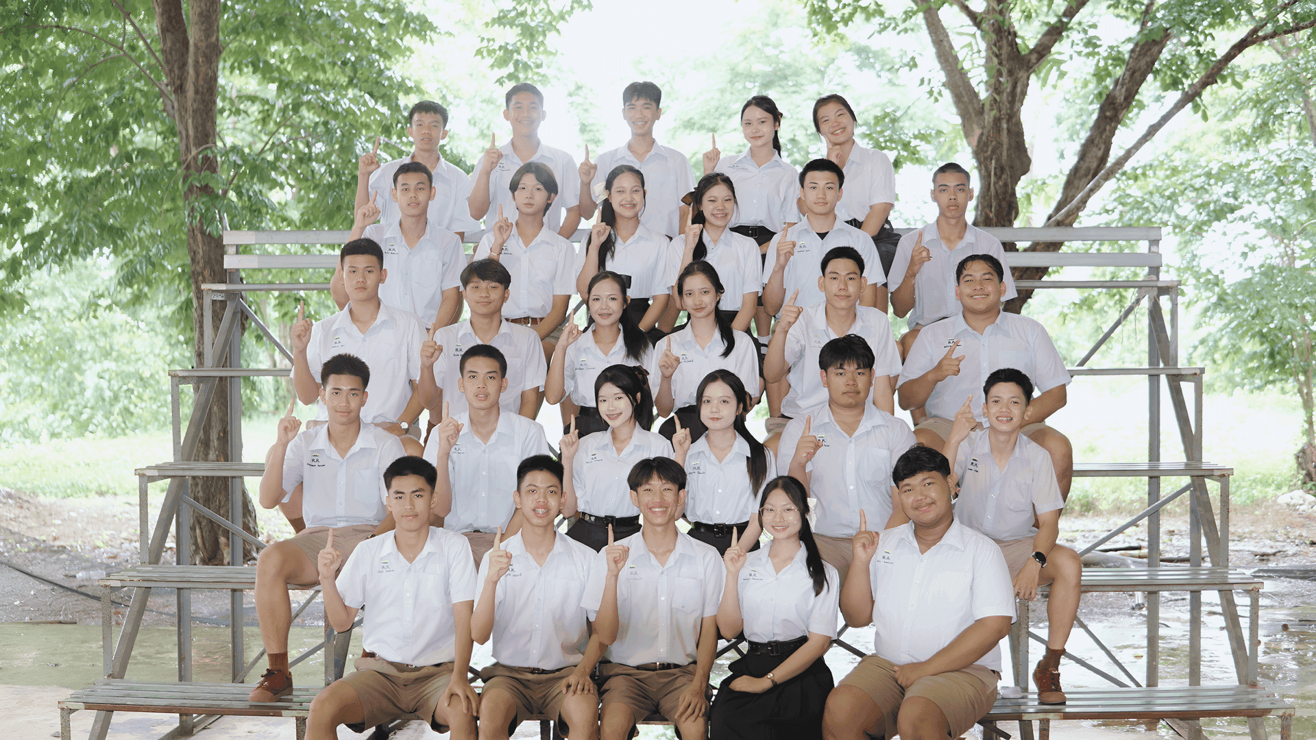 26 คนทำงาน